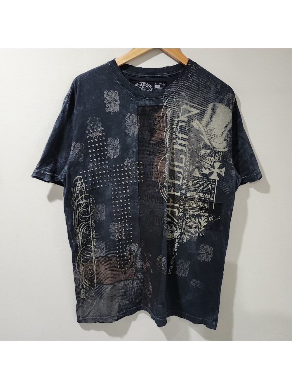 Affliction Y2K Cross Skull Patchwork Punk Grunge Goth All Over T Shirt Mens XL